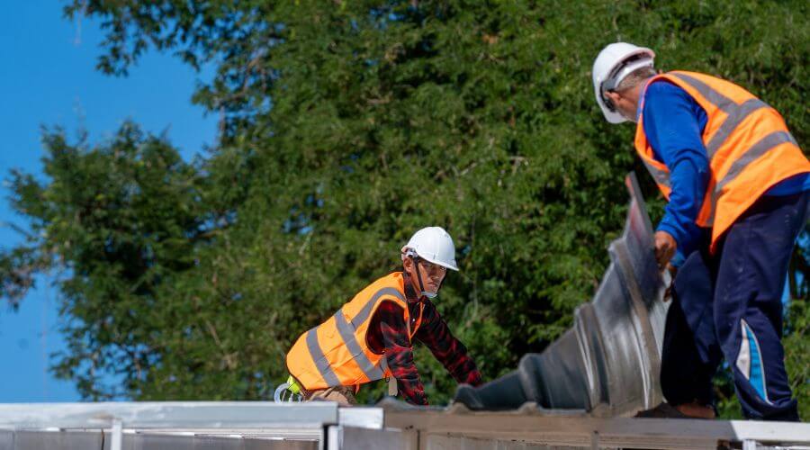 Professional new roof installation services in Oakland Mills, PA